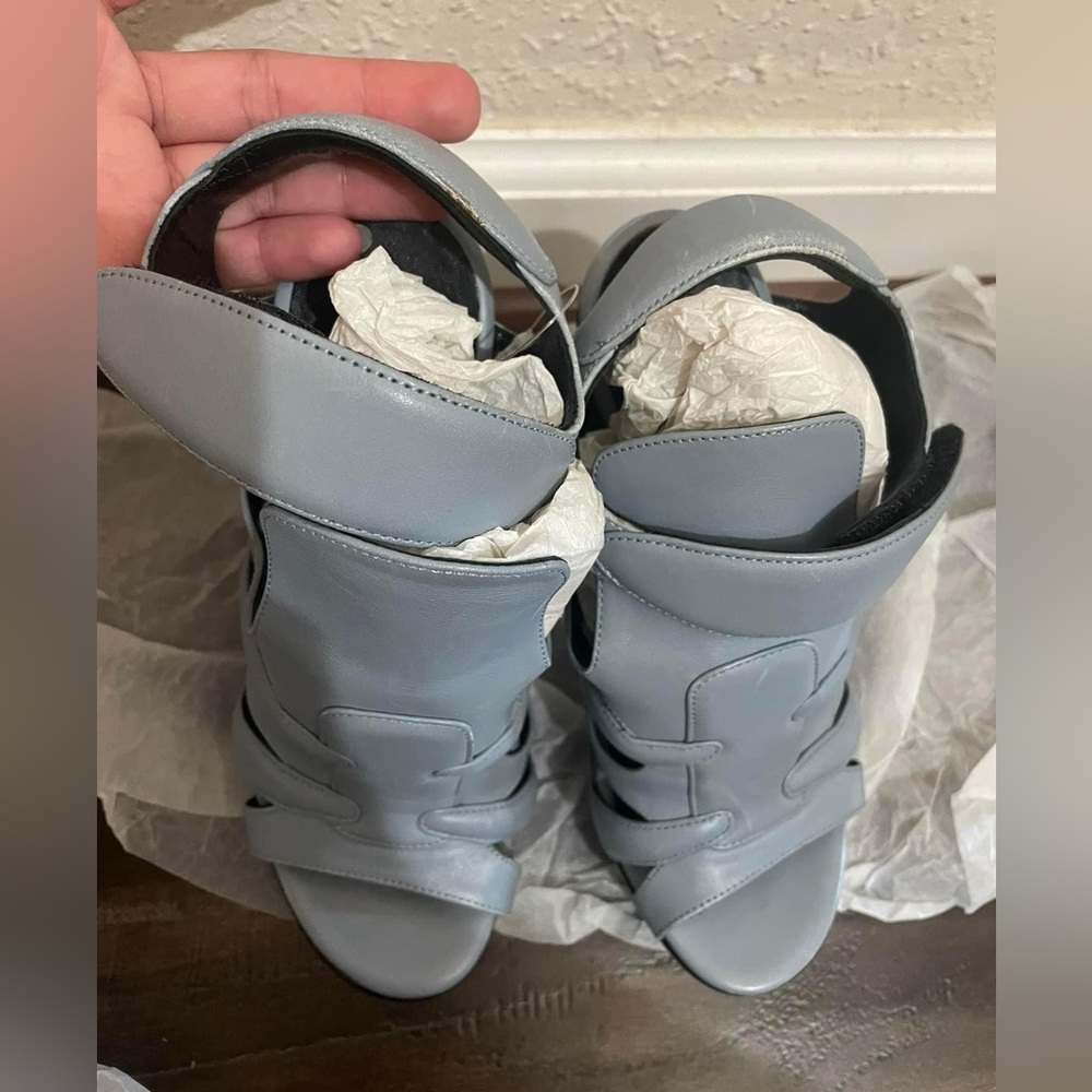 Balenciaga, Brand new condition. size 36 but best fit in size 5us